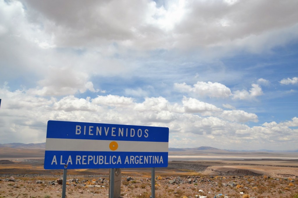 Welcome sign entering Argentina at Paso de Jama